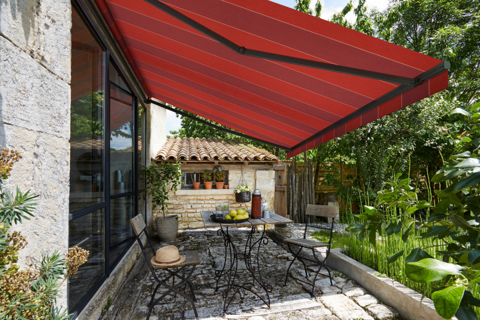 toile de store banne pour terrasse extérieure