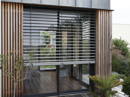 brise soleil orientable gris aluminium