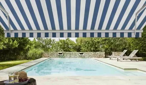 store banne rayé bleu et blanc