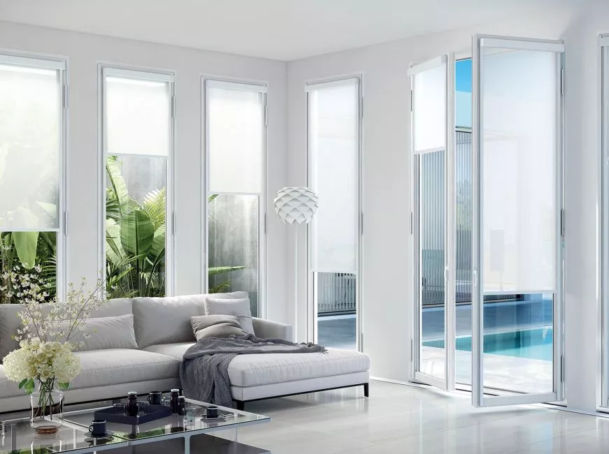 store enrouleur coffre et coulisses blanc sans perçage