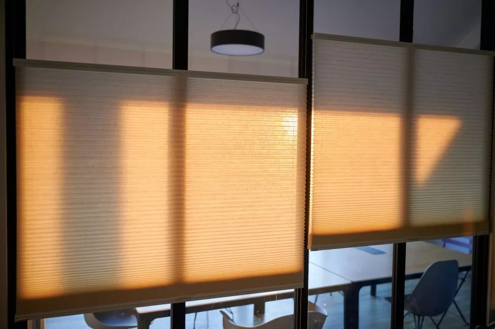 store plisse double sens soleil 