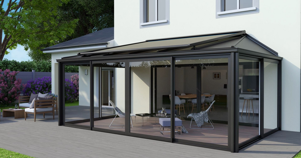 store exterieur de veranda avec toile et coulisses