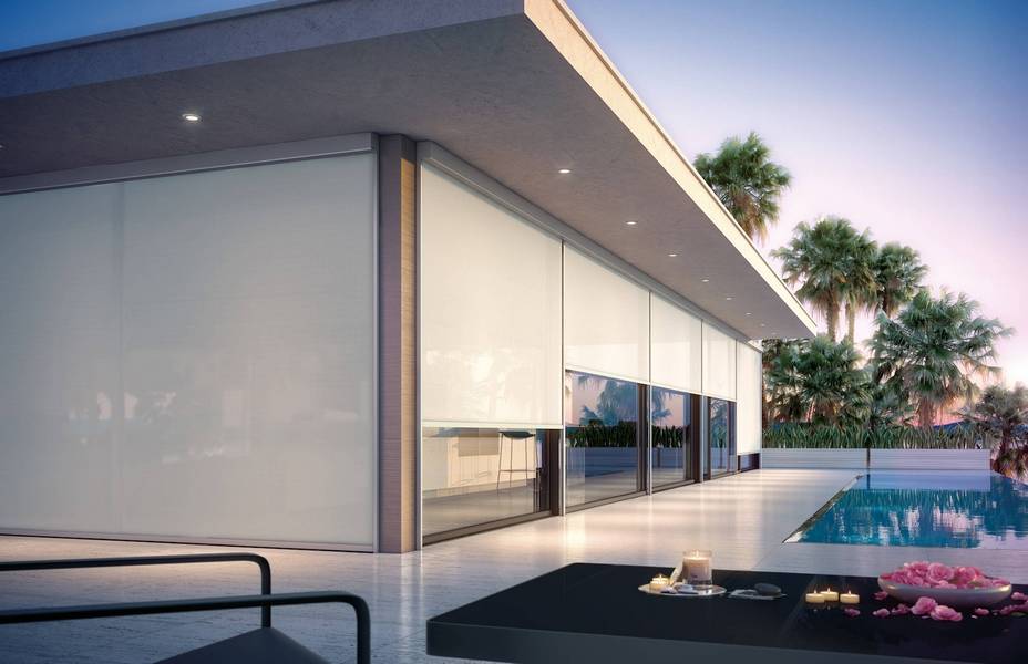 store vertical extérieur coffre