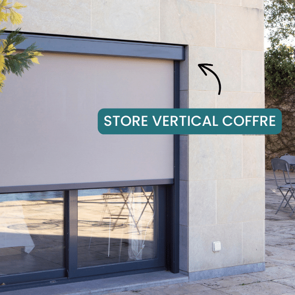 store vertical extérieur avec coffre